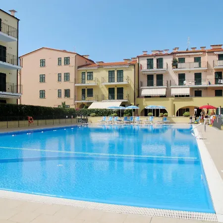 Apartamento Locazione Turistica Cala Azzurra - Imp313 Imperia